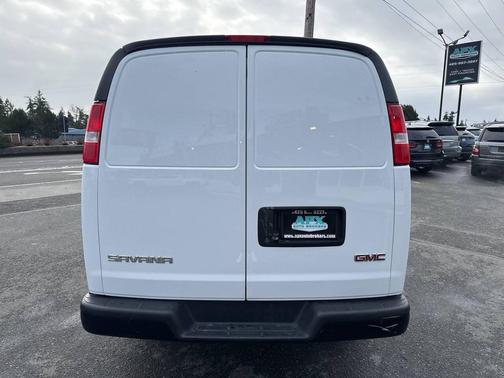 2023 GMC Savana 2500 Work Van