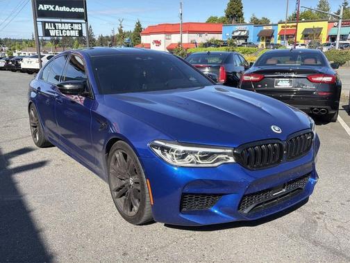 Marina Bay Blue Metallic 2019 BMW M5 Competition