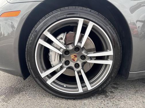 2014 Porsche Panamera 4S