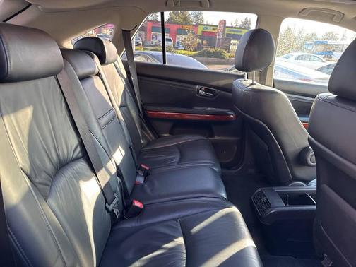 2004 Lexus RX 330 Base