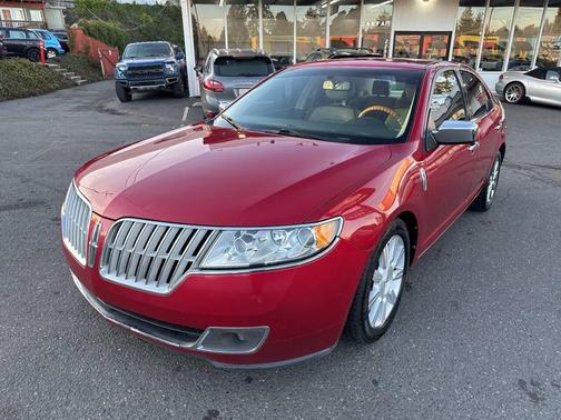 2012 Lincoln MKZ Base
