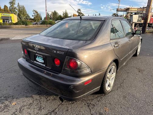2002 Lexus IS 300 Base