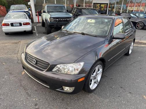 2002 Lexus IS 300 Base