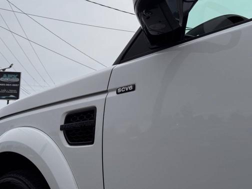 Fuji White 2016 Land Rover LR4 Base