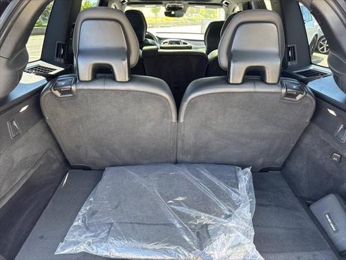 2022 Volvo XC90 Recharge Plug-In Hybrid T8 R-Design 7 Passenger
