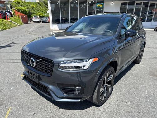 2022 Volvo XC90 Recharge Plug-In Hybrid T8 R-Design 7 Passenger