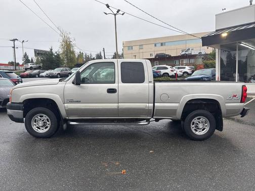 2006 Chevrolet Silverado 2500 LS H/D Extended Cab