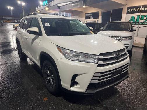 2019 Toyota Highlander LE