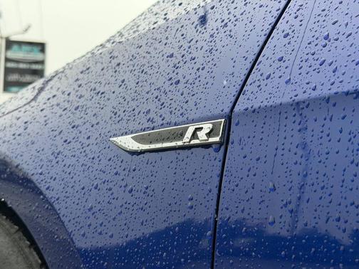 2016 Volkswagen Golf R 2.0T DSG