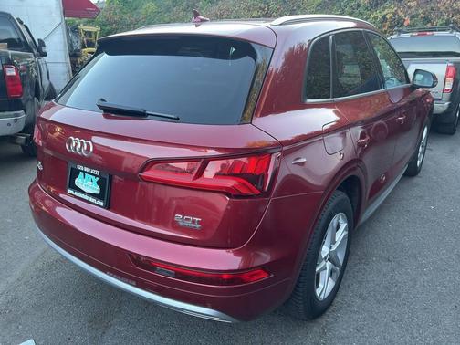 2018 Audi Q5 2.0T Premium