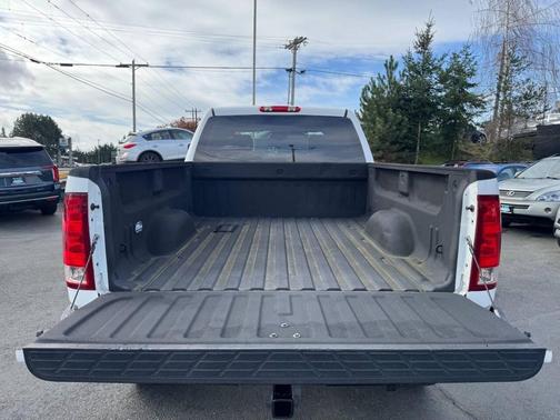 Summit White 2008 GMC Sierra 2500 SLT H/D Crew Cab
