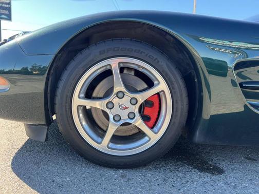 2000 Chevrolet Corvette Base