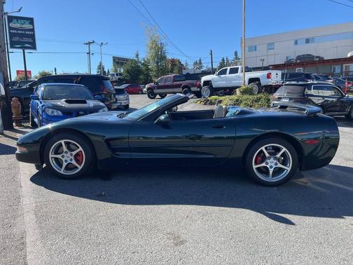 2000 Chevrolet Corvette Base