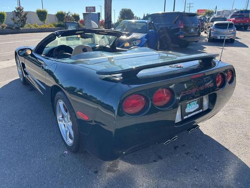 2000 Chevrolet Corvette Base