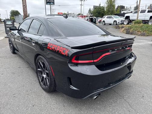 2016 Dodge Charger R/T Scat Pack