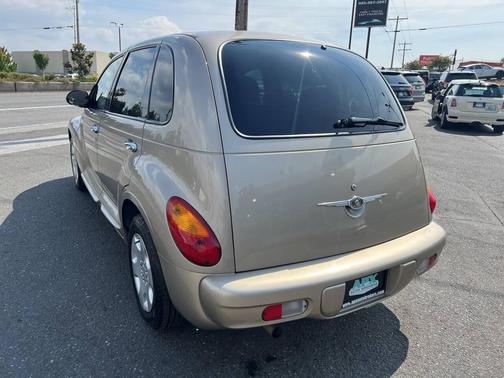 2004 Chrysler PT Cruiser Base