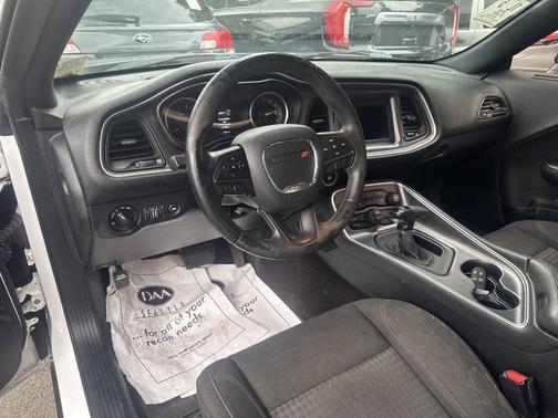 White Knuckle Clear Coat 2018 Dodge Challenger SXT