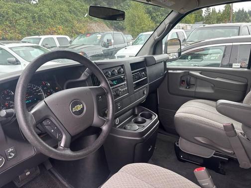 2011 Chevrolet Express 3500 LT