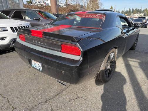 2013 Dodge Challenger SXT