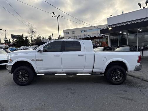 2018 RAM 3500 Laramie Mega Cab 4x4 6'4' Box