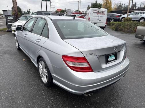 2011 Mercedes-Benz C-Class Luxury