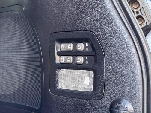 Black Onyx 2011 Lexus LX 570 Base