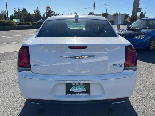 2015 Chrysler 300 S