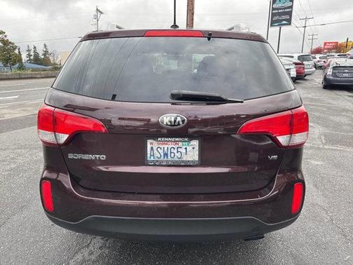 2015 Kia Sorento LX