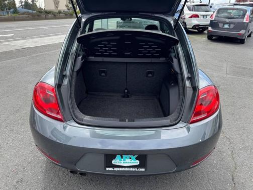 Platinum Gray Metallic 2012 Volkswagen Beetle 2.5L