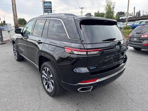 2023 Jeep Grand Cherokee 4xe Overland