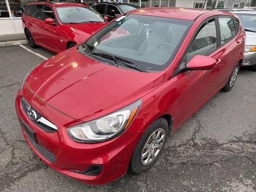 2012 Hyundai Accent GS