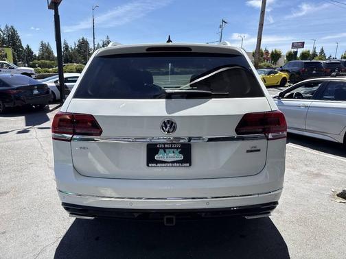Deep Black Pearl 2019 Volkswagen Atlas 3.6L SEL
