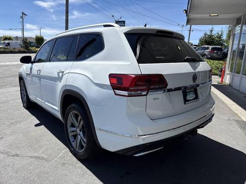 Deep Black Pearl 2019 Volkswagen Atlas 3.6L SEL