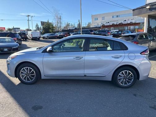 2021 Hyundai IONIQ EV SE