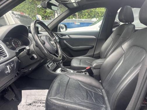 Brilliant Black 2017 Audi Q3 2.0T Prestige