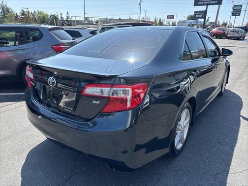 2014 Toyota Camry SE