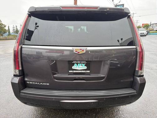 2016 Cadillac Escalade ESV Platinum