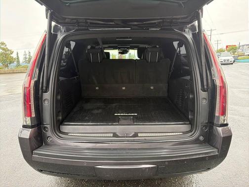 2016 Cadillac Escalade ESV Platinum