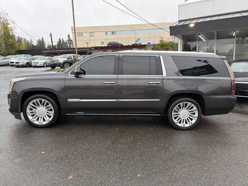 2016 Cadillac Escalade ESV Platinum