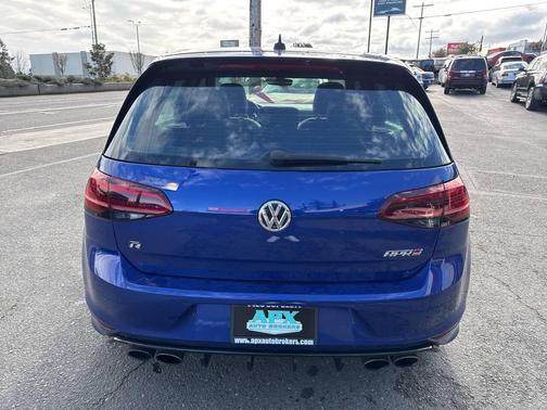 2017 Volkswagen Golf R 2.0T DSG