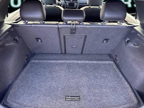 Lapiz Blue Metallic 2017 Volkswagen Golf R 2.0T DSG