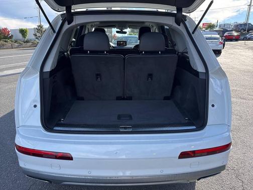 2018 Audi Q7 2.0T Premium Plus
