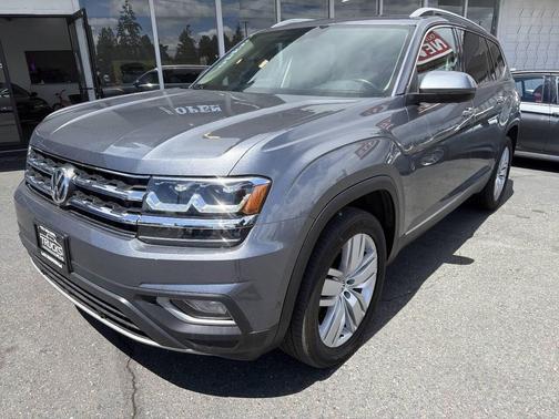 Platinum Gray Metallic 2019 Volkswagen Atlas 3.6L SEL Premium