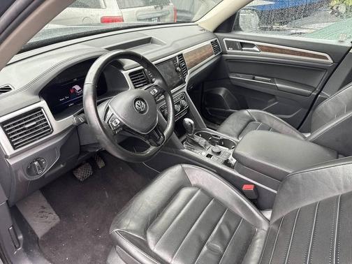 2019 Volkswagen Atlas 3.6L SEL Premium