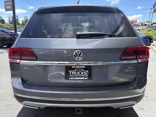 Platinum Gray Metallic 2019 Volkswagen Atlas 3.6L SEL Premium