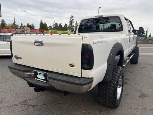 2005 Ford F-250 Lariat