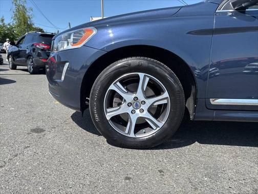 2015 Volvo XC60 T6 Platinum