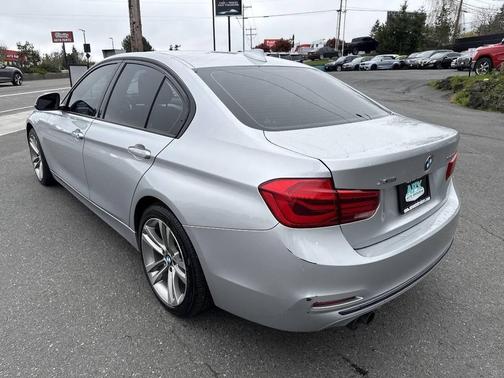 Mineral Gray Metallic 2018 BMW 330 xDrive