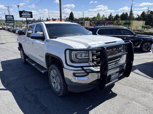 White Frost Tricoat 2018 GMC Sierra 1500 SLT
