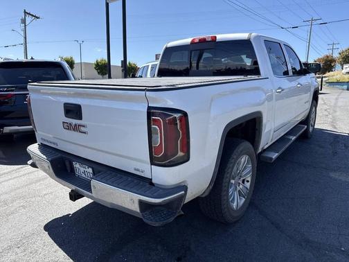 White Frost Tricoat 2018 GMC Sierra 1500 SLT